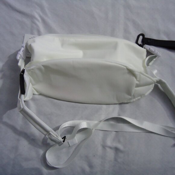 Lululemon Over Shoulder Bag (new) - Picture 4 of 5